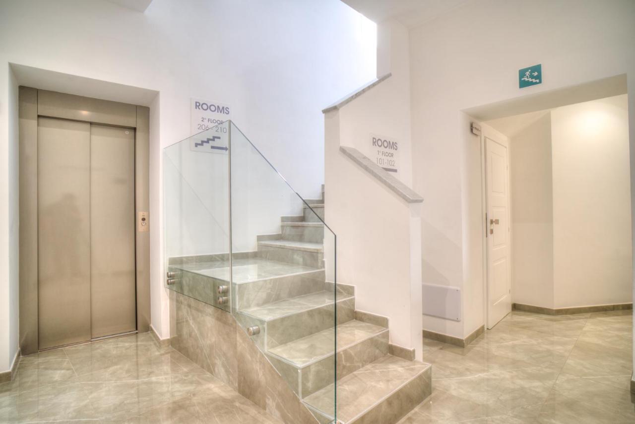 Porto Di Roma Hotel