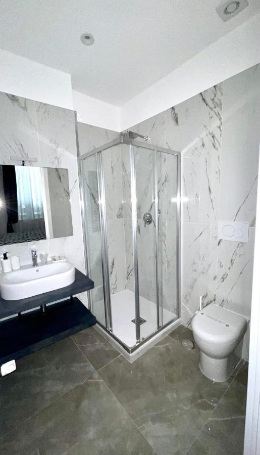 Hotel Porto Di Roma 2*