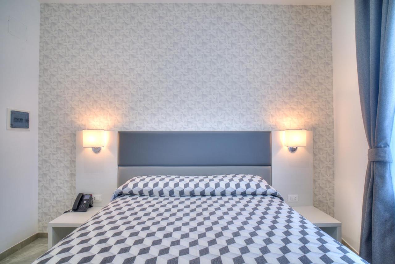 Porto Di Roma Hotel