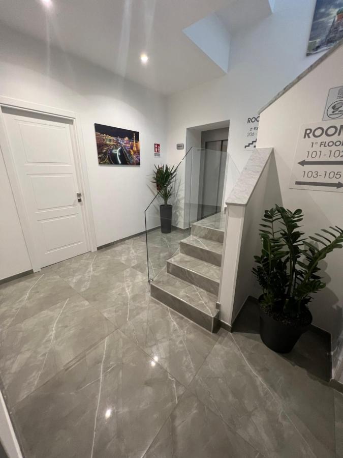 Porto Di Roma Hotel